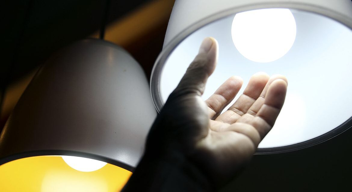 Impostos na conta de energia: Empreendedor pode recuperar mais de 90% do valor pago