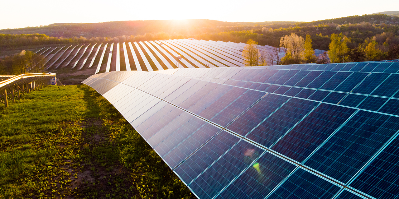 Trocar de fornecedor de energia ou instalar energia solar?
