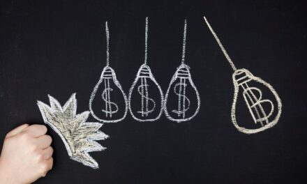 Sobretensão e subtensão: o que são e como afetam os custos operacionais das empresas?