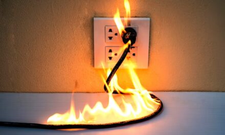 Entenda por que queda de energia pode queimar aparelhos e como evitar prejuízos
